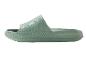 Sagegroene slippers met dikke zool.