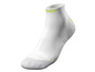 Witte Crivit sokken met gele accenten.