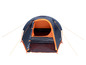 Een blauwe tent met oranje details