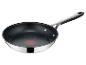 Poêle à frire Jamie Oliver Tefal en acier inoxydable avec intérieur antiadhésif et poignée noire.