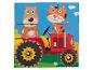 Houten puzzel met een tractor, een hond en een kat.