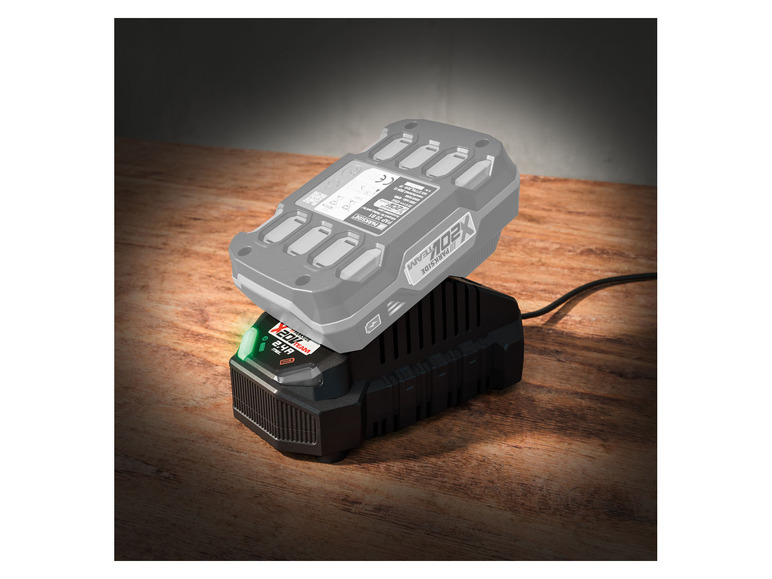 Aller en mode plein écran PARKSIDE® Chargeur 20 V, 2,4 A » PLG 20 « - Photo 2
