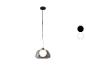 Suspension de plafond avec abat-jour en verre fumé et ampoule sphérique, avec options de couleur noire et blanche.