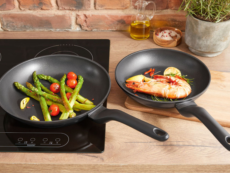Ga naar volledige schermweergave: ERNESTO® Gegoten aluminium pan Ø 24 cm, anti-aanbaklaag - afbeelding 2