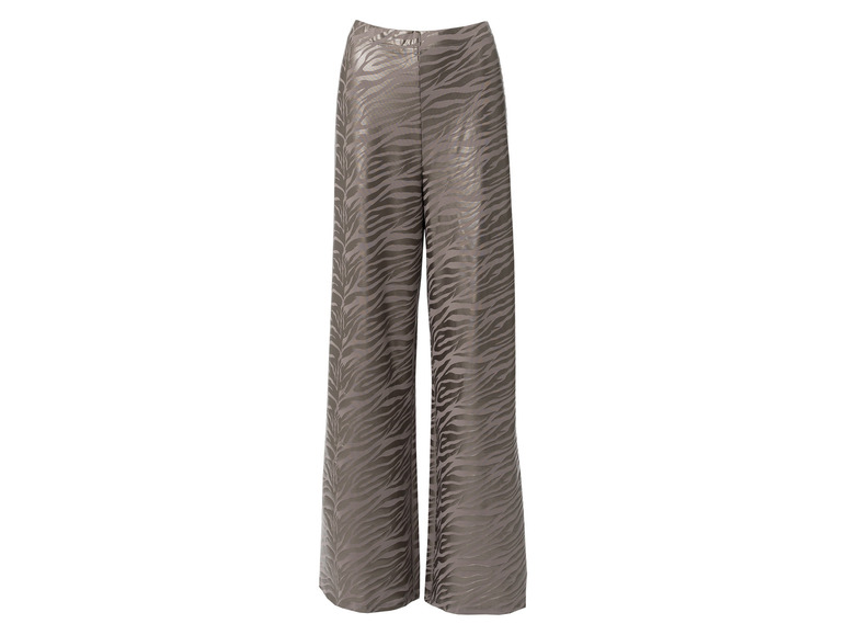 Un pantalon large beige à imprimé zèbre.