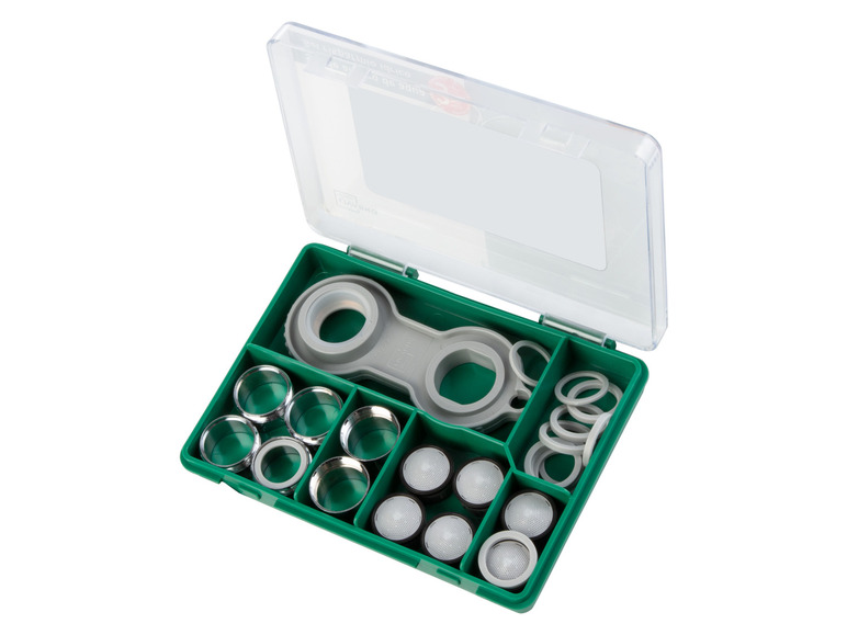 Een set met verschillende onderdelen voor kranen, waaronder ringen, sproeikoppen en een gereedschap.