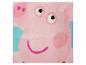 Roze handdoek met een cartoon varkensgezicht en blauwe details.