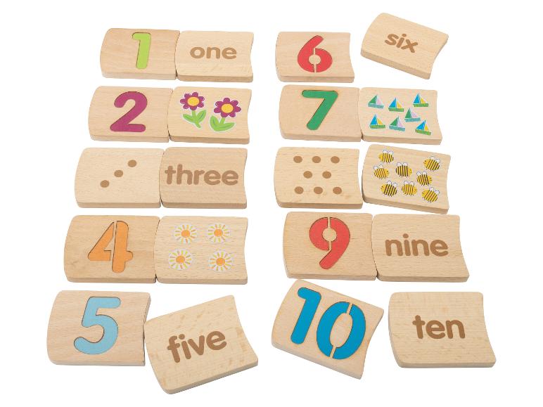 Puzzle en bois avec les chiffres de 1 à 10 et les mots et images correspondants.