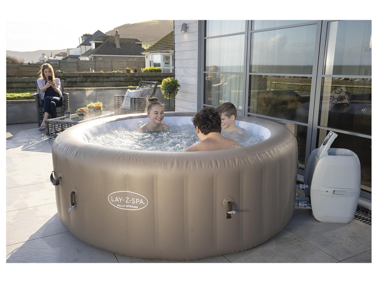 Ga naar volledige schermweergave: Bestway Opblaasbare whirlpool LAY-Z-SPA® Palm Springs, voor 6 personen, Ø 196 x 71 cm - afbeelding 3