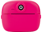 Roze instantcamera met lens en luidsprekeropeningen.
