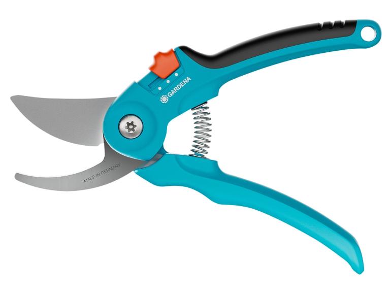 Sécateur GARDENA turquoise et noir avec verrou orange