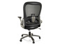 Chaise de bureau noire avec dossier en mesh, accoudoirs argentés et roulettes.