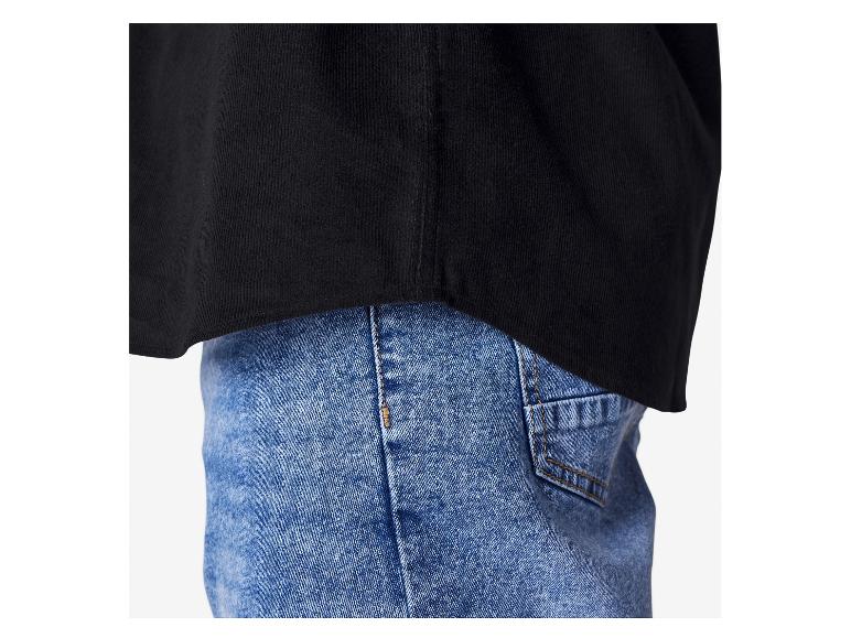 Haut en velours côtelé noir et jean bleu