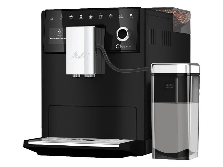 Machine à café noire Melitta CI Touch avec écran et réservoir à lait.