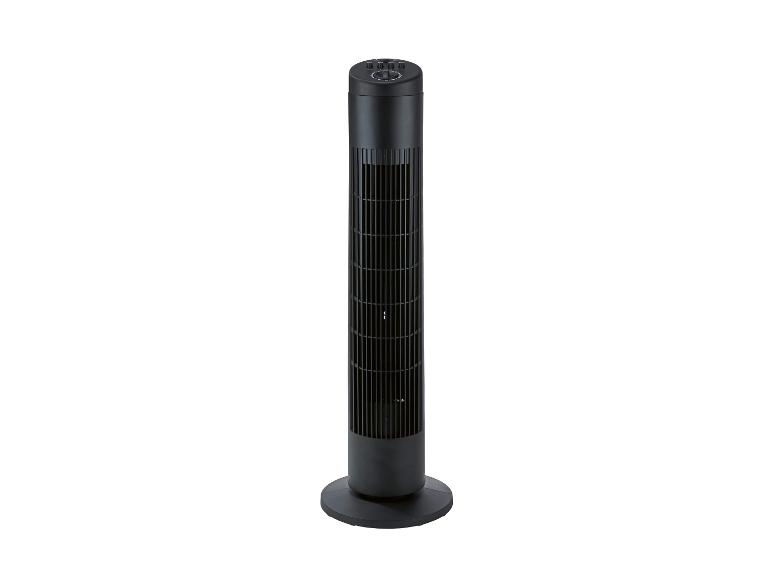 Zwarte torenventilator met bedieningspaneel bovenaan