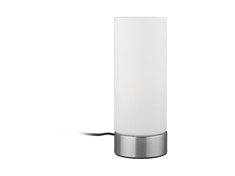 Tafellamp met witte glazen kap en metalen voet.