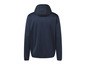 Une veste polaire bleu marine à capuche.