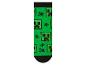 Chaussettes vertes avec des visages pixelisés noirs et de petites croix pixelisées noires