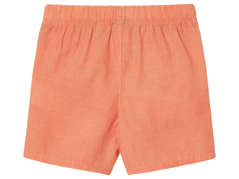 Un short orange pour bébé.