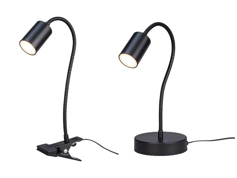 Twee zwarte LED-bureaulampen, één met klemvoet en één met ronde voet.