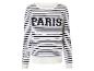 Een wit gestreept shirt met lange mouwen met 'PARIS' erop.