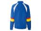 Blauw sportjack met witte accenten en rood-gele strepen.