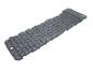 Matelas de camping gonflable gris avec oreiller.