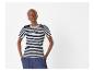 T-shirt Capri rayé et pantalon : vêtements mode féminine.