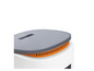 Un refroidisseur d'air blanc avec un panneau de commande gris et une grille orange.