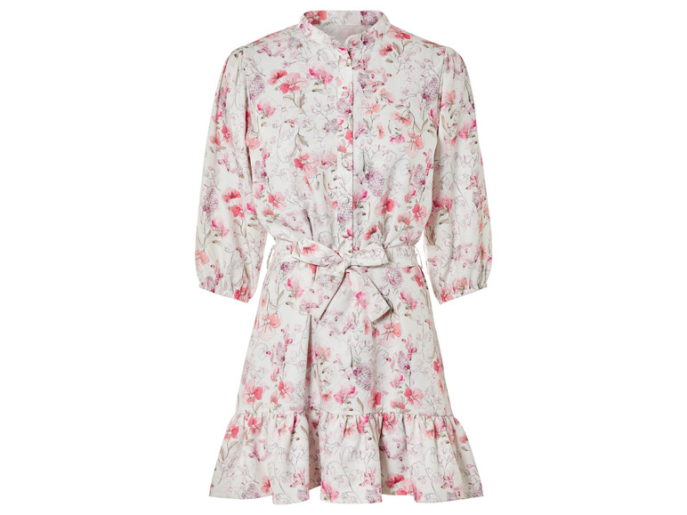 Een witte jurk met roze bloemenprint.
