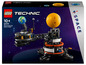 LEGO Technic model van de aarde en de maan in een baan om de zon.