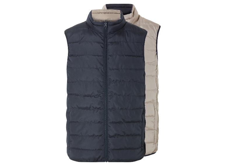 Twee herenvesten, één donkerblauw en één beige.