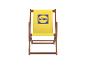 Gele strandstoel met logo.