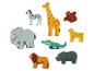 Houten safaridieren, waaronder olifant, giraffe, zebra, leeuw, krokodil, neushoorn en aap.