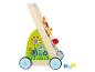Chariot de marche en bois avec activités et roues bleues, avec blocs de formes.