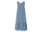 Lange, mouwloze blauwe jurk, casual stijl.