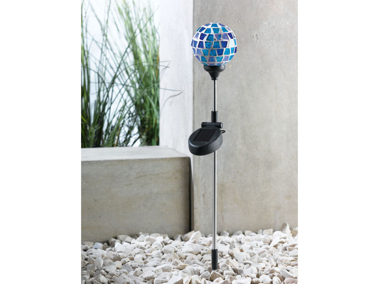 Aller en mode plein écran LIVARNO home Lampe solaire à LED, Ø 9 cm - Photo 12