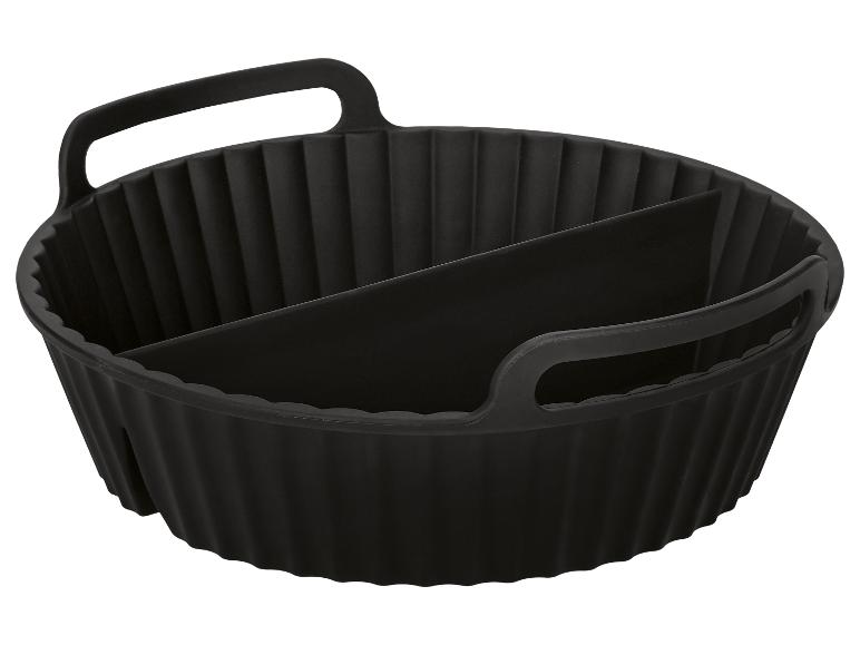 Panier en silicone noir avec poignées et séparateur, idéal pour les friteuses à air.