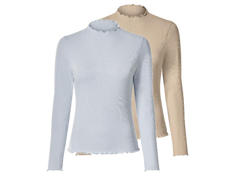 Pulls à col roulé côtelés bleu clair et beige