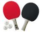 Deux raquettes de ping-pong Crivit, rouges et noires, avec trois balles.