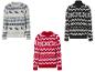 Trois pulls de Noël avec des motifs de rennes et de flocons de neige