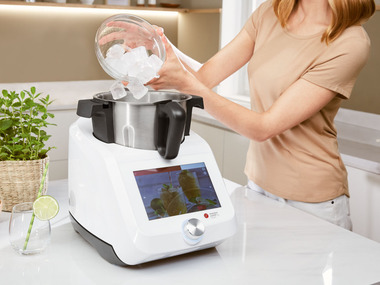 Le Chaudron Magique.: Monsieur Cuisine, le robot de chez Lidl, l'imitation  Thermomix vient d'arriver dans mon antre.