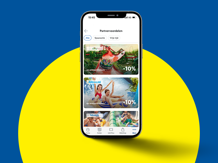 Lidl Plus app toont kortingen op pretparktickets voor attractieparken zoals Plopsaland en Aqualiibi.