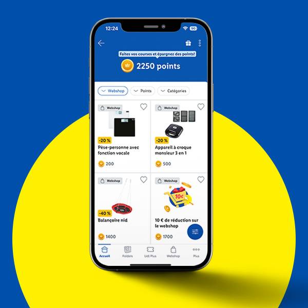 Application mobile affichant des offres sur un pèse-personne, un appareil à croque-monsieur et une balançoire.