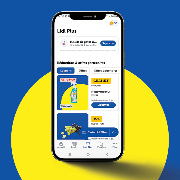Application Lidl Plus avec des offres sur les produits de nettoyage et les fruits.