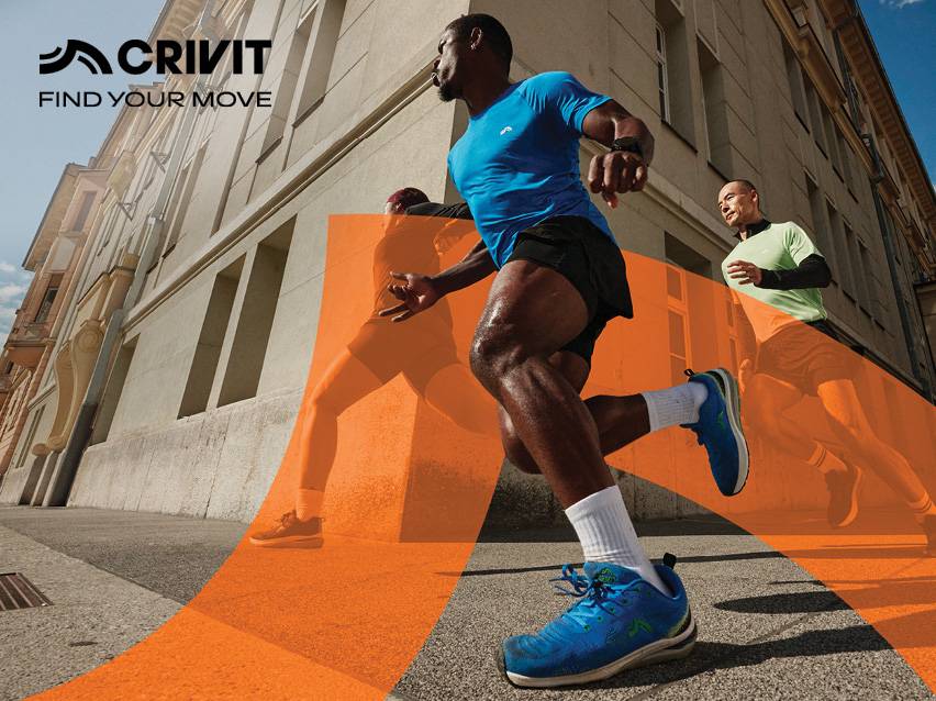 Trois hommes courent en ville, portant des vêtements et des chaussures de sport, avec le texte 'FIND YOUR MOVE'.