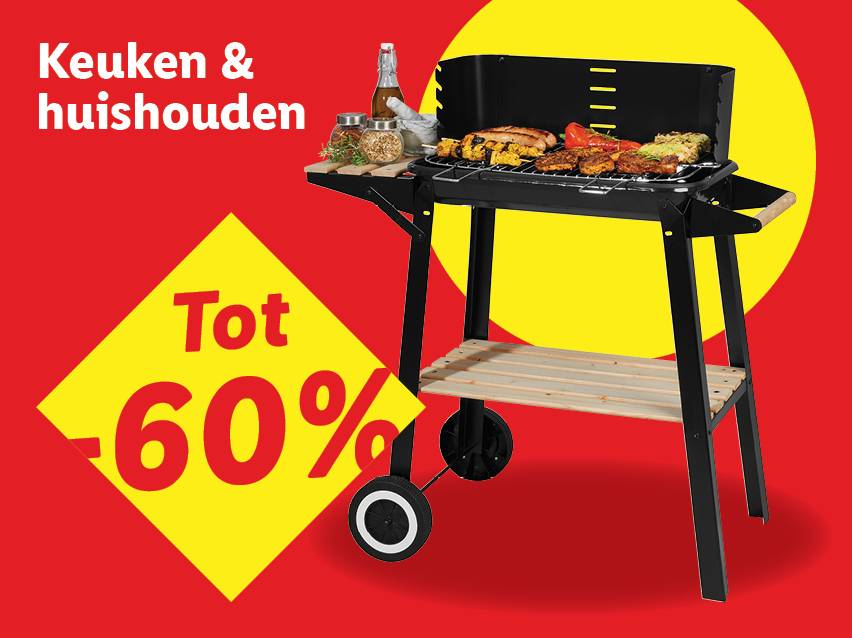 Een zwarte barbecue met gegrild eten, kruiden en een fles, op een rode achtergrond met een aanbieding 'Tot -60%'.