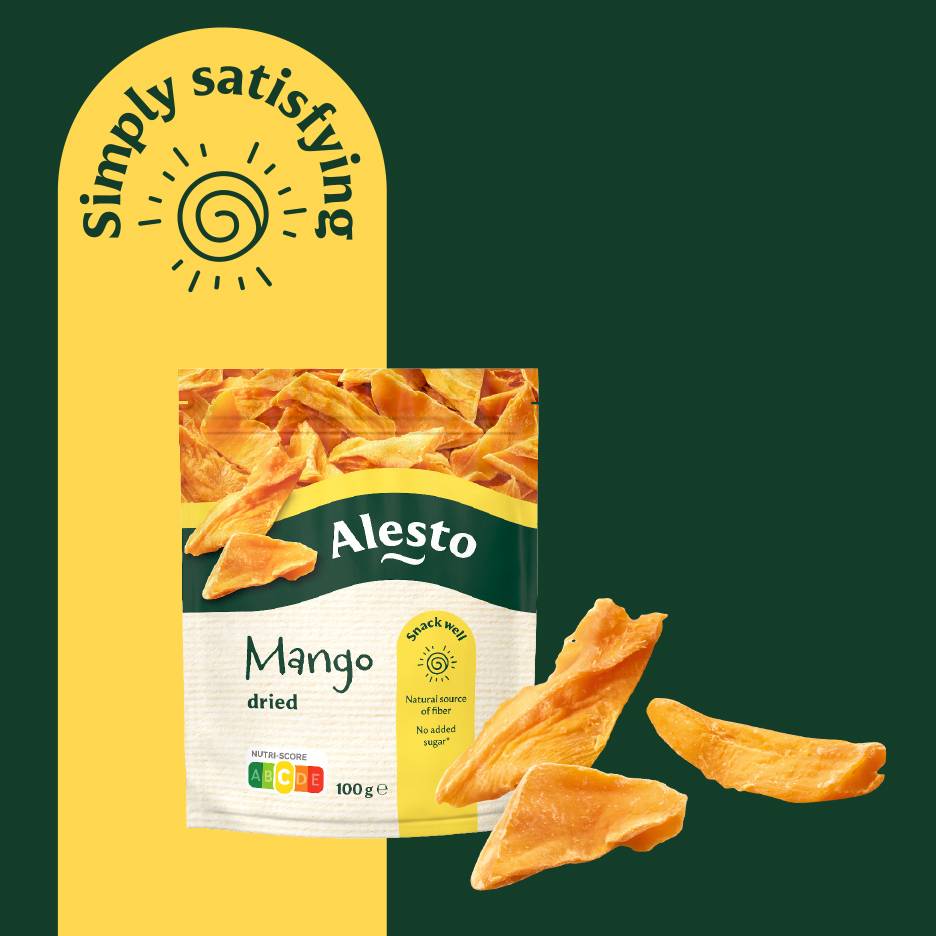 Verpakking gedroogde mango met de tekst 'Simply satisfying' en 'Snack well'.